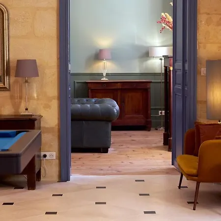 Дом отдыха Chateau Belvedere - Swimming Pool, Vineyard & Countryside