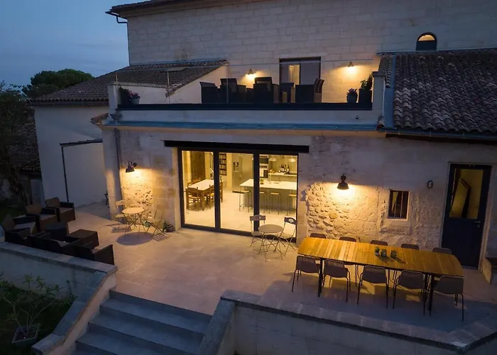 펜션 Chateau Belvedere - Swimming Pool, Vineyard & Countryside *