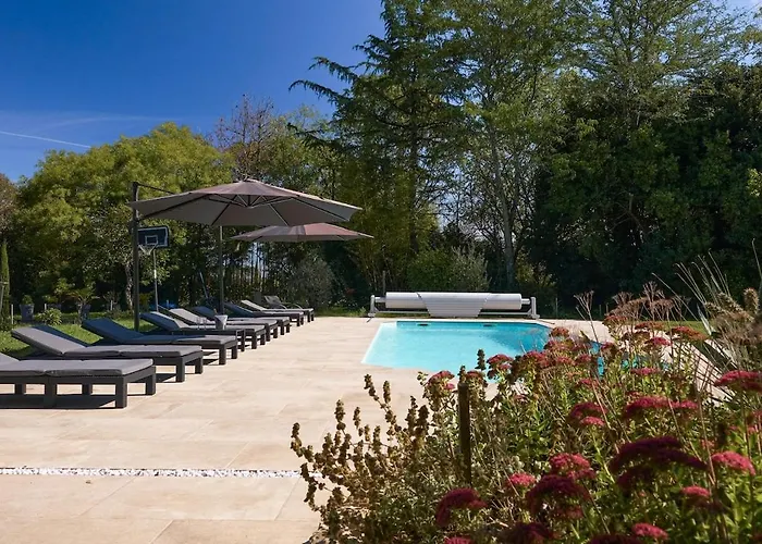 Chateau Belvedere - Swimming Pool, Vineyard & Countryside 펜션 Périssac
