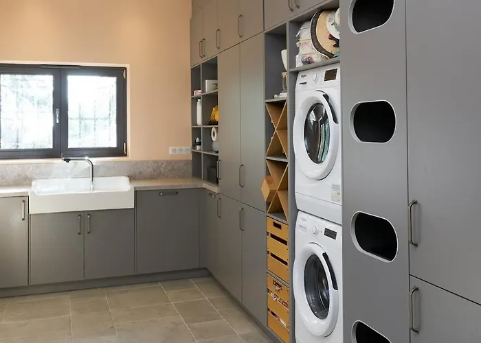 Chateau Belvedere - Swimming Pool, Vineyard & Countryside *